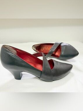 BRONX Brown Leather Mary Jane Heels Pointed Toe Dark Academia